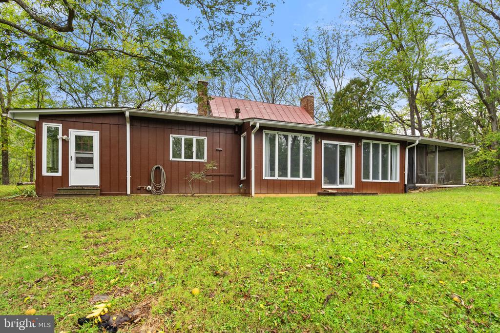 6525 RIXEYVILLE RD, RIXEYVILLE, Virginia 22737, 3 Bedrooms Bedrooms, ,3 BathroomsBathrooms,Residential,6525 RIXEYVILLE RD,VACU2011714 MLS # VACU2011714