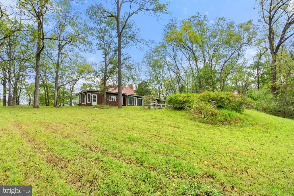 6525 RIXEYVILLE RD, RIXEYVILLE, Virginia 22737, 3 Bedrooms Bedrooms, ,3 BathroomsBathrooms,Residential,6525 RIXEYVILLE RD,VACU2011714 MLS # VACU2011714