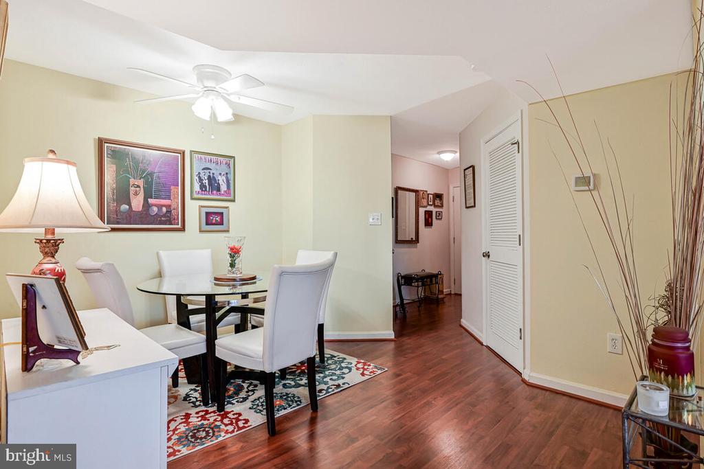 11256 TORRIE WAY, BEALETON, Virginia, 2 Bedrooms Bedrooms, ,2 BathroomsBathrooms,Residential,CEDAR LEE CONDOMINIUM,11256 TORRIE WAY,VAFQ2018560 MLS # VAFQ2018560