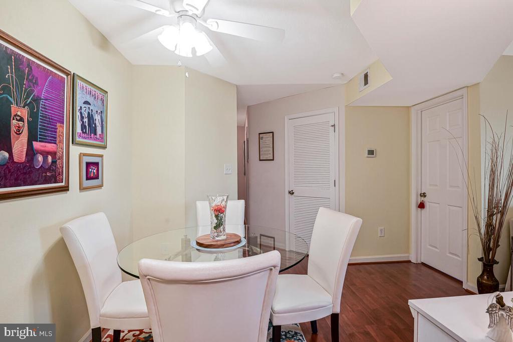 11256 TORRIE WAY, BEALETON, Virginia, 2 Bedrooms Bedrooms, ,2 BathroomsBathrooms,Residential,CEDAR LEE CONDOMINIUM,11256 TORRIE WAY,VAFQ2018560 MLS # VAFQ2018560