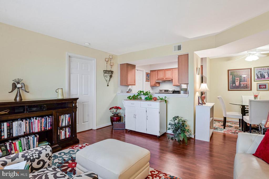 11256 TORRIE WAY, BEALETON, Virginia, 2 Bedrooms Bedrooms, ,2 BathroomsBathrooms,Residential,CEDAR LEE CONDOMINIUM,11256 TORRIE WAY,VAFQ2018560 MLS # VAFQ2018560