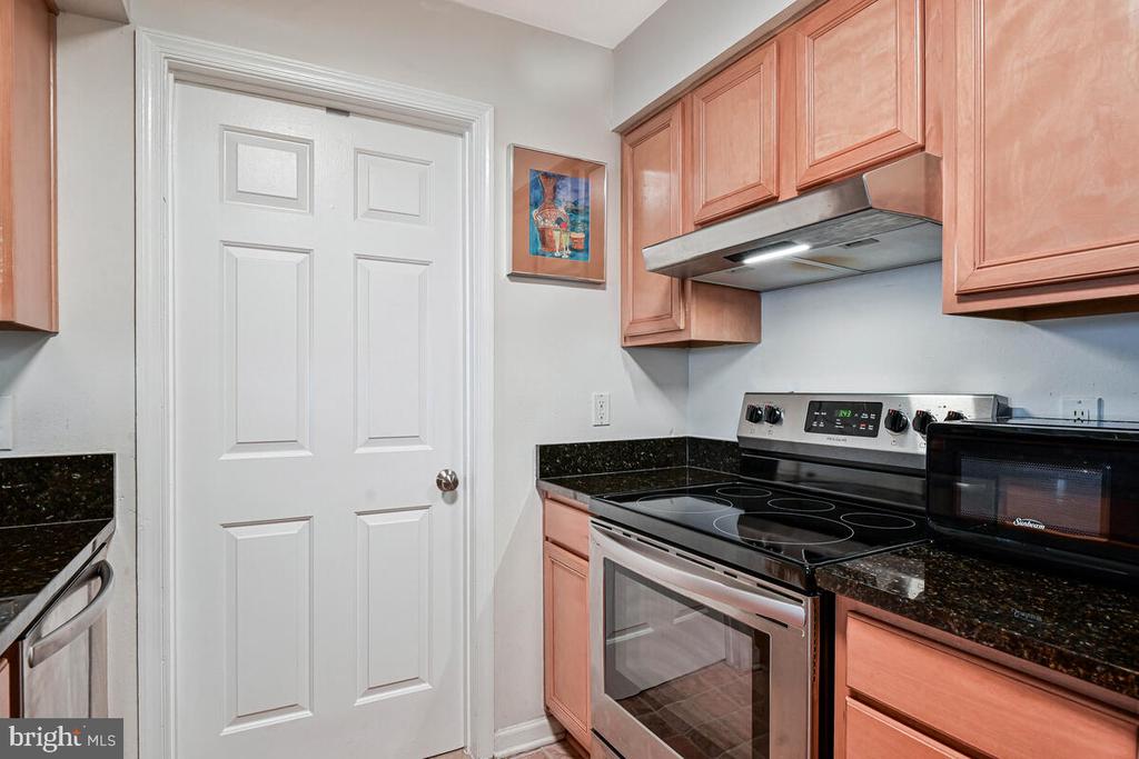 11256 TORRIE WAY, BEALETON, Virginia, 2 Bedrooms Bedrooms, ,2 BathroomsBathrooms,Residential,CEDAR LEE CONDOMINIUM,11256 TORRIE WAY,VAFQ2018560 MLS # VAFQ2018560