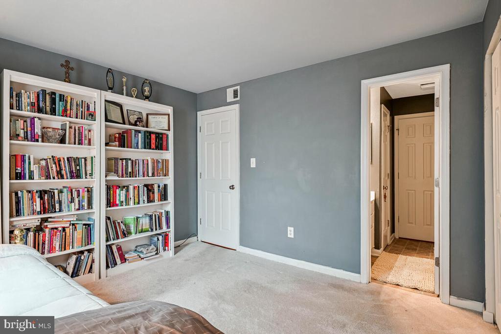11256 TORRIE WAY, BEALETON, Virginia, 2 Bedrooms Bedrooms, ,2 BathroomsBathrooms,Residential,CEDAR LEE CONDOMINIUM,11256 TORRIE WAY,VAFQ2018560 MLS # VAFQ2018560