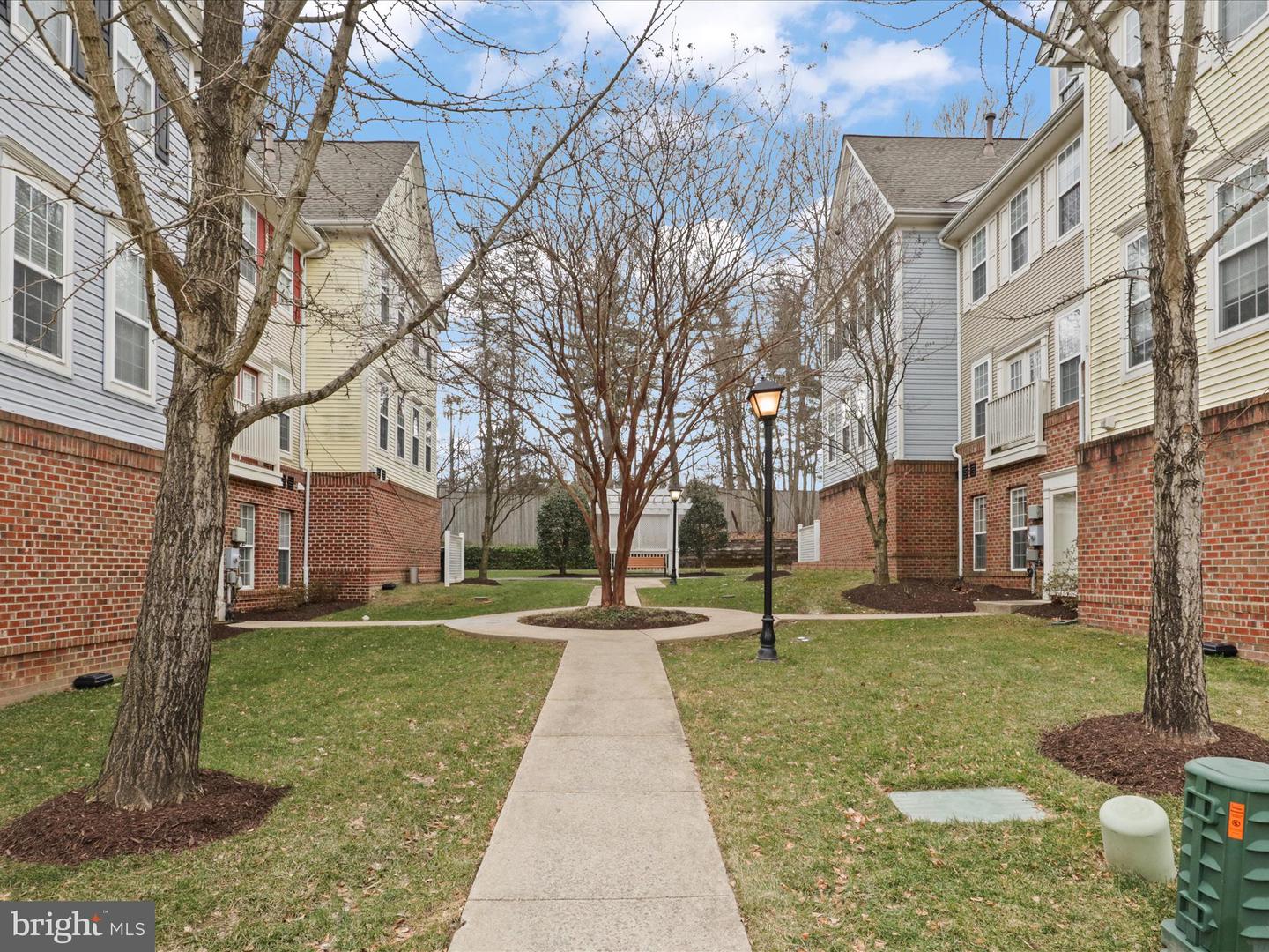 8065 NICOSH CIRCLE LN #55, FALLS CHURCH, Virginia 22042, 3 Bedrooms Bedrooms, ,3 BathroomsBathrooms,Residential,For sale,8065 NICOSH CIRCLE LN #55,VAFX2270072 MLS # VAFX2270072