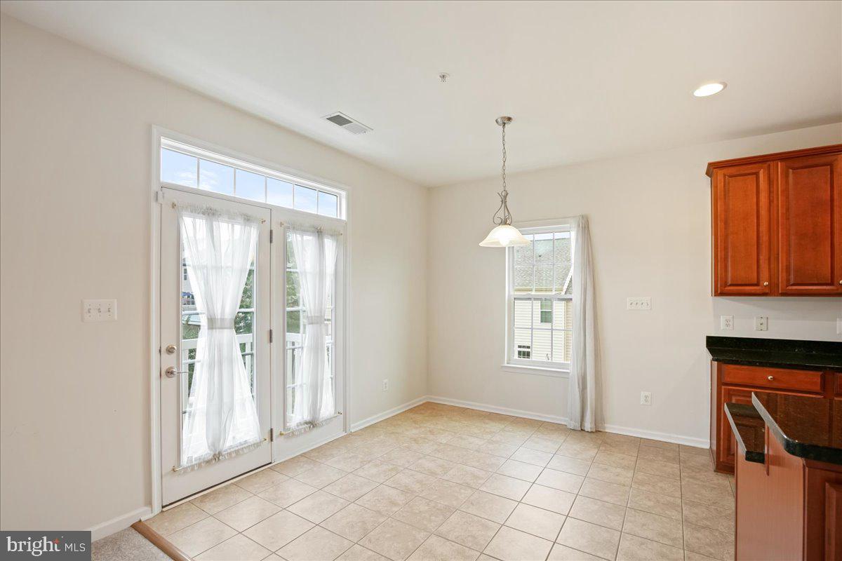 15052 LEICESTERSHIRE ST, WOODBRIDGE, Virginia 22191, 3 Bedrooms Bedrooms, ,2 BathroomsBathrooms,Residential,For sale,15052 LEICESTERSHIRE ST,VAPW2105198 MLS # VAPW2105198