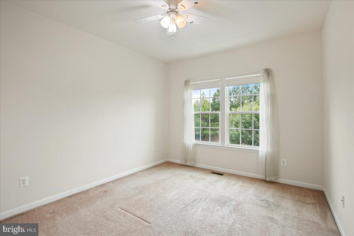 15052 LEICESTERSHIRE ST, WOODBRIDGE, Virginia 22191, 3 Bedrooms Bedrooms, ,2 BathroomsBathrooms,Residential,For sale,15052 LEICESTERSHIRE ST,VAPW2105198 MLS # VAPW2105198