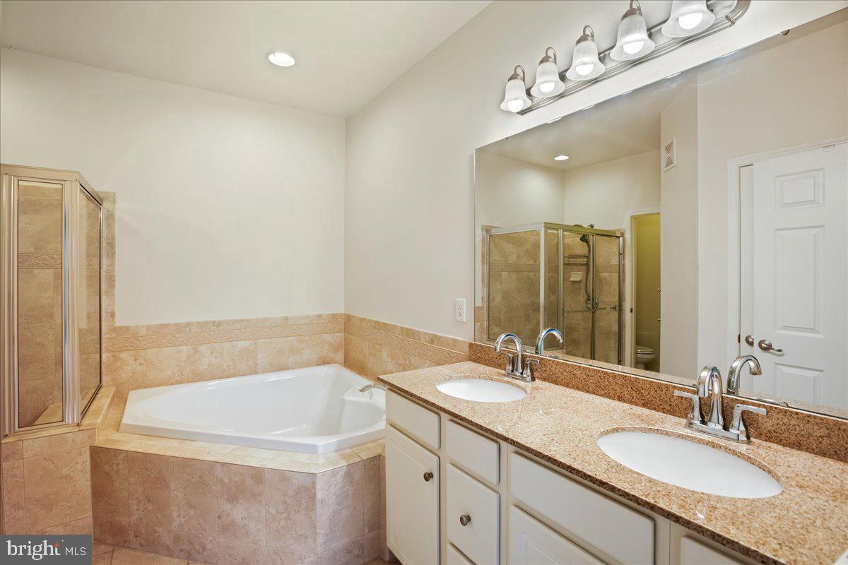 15052 LEICESTERSHIRE ST, WOODBRIDGE, Virginia 22191, 3 Bedrooms Bedrooms, ,2 BathroomsBathrooms,Residential,For sale,15052 LEICESTERSHIRE ST,VAPW2105198 MLS # VAPW2105198