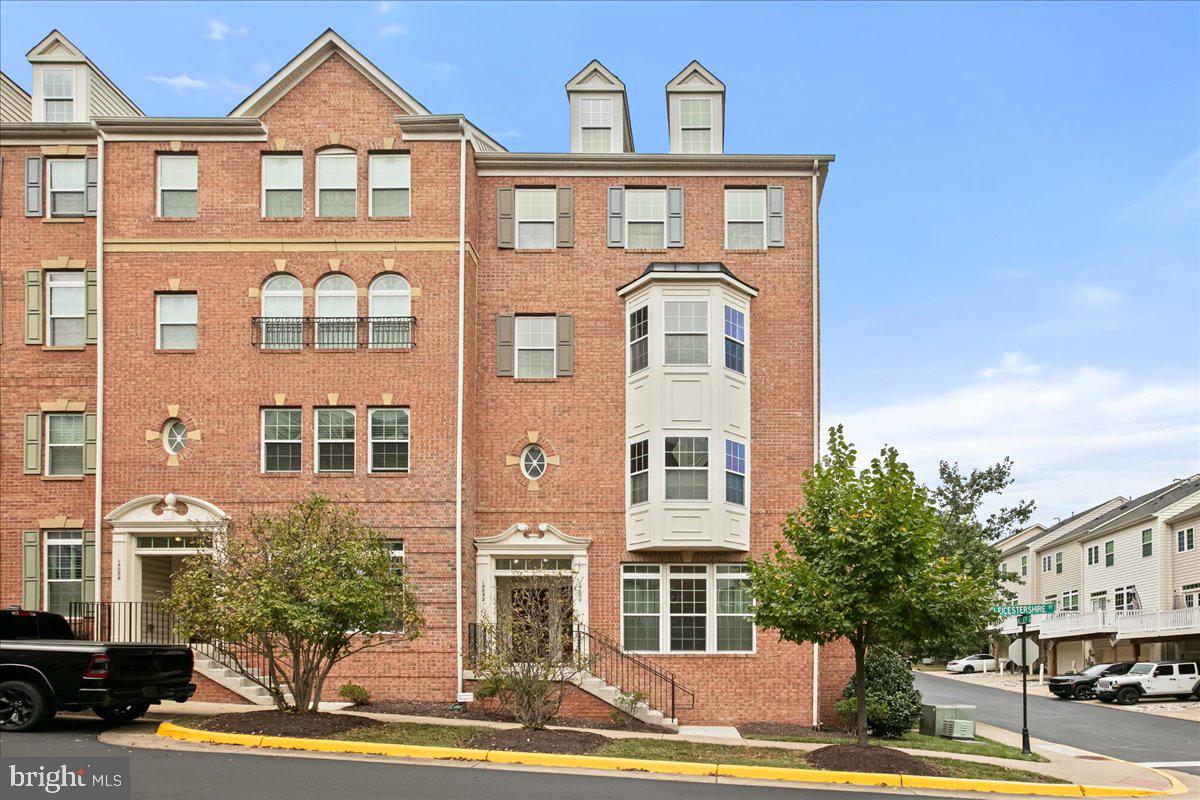 15052 LEICESTERSHIRE ST, WOODBRIDGE, Virginia 22191, 3 Bedrooms Bedrooms, ,2 BathroomsBathrooms,Residential,For sale,15052 LEICESTERSHIRE ST,VAPW2105198 MLS # VAPW2105198
