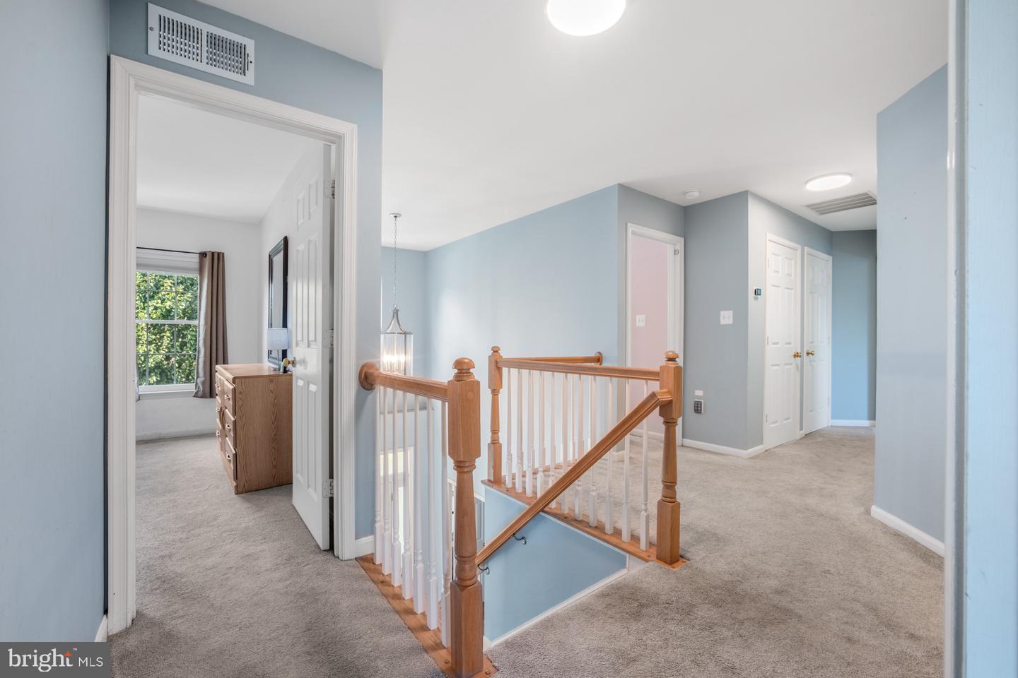 609 KRISTIN CT SE, LEESBURG, Virginia 20175, 4 Bedrooms Bedrooms, ,3 BathroomsBathrooms,Residential,For sale,609 KRISTIN CT SE,VALO2108020 MLS # VALO2108020