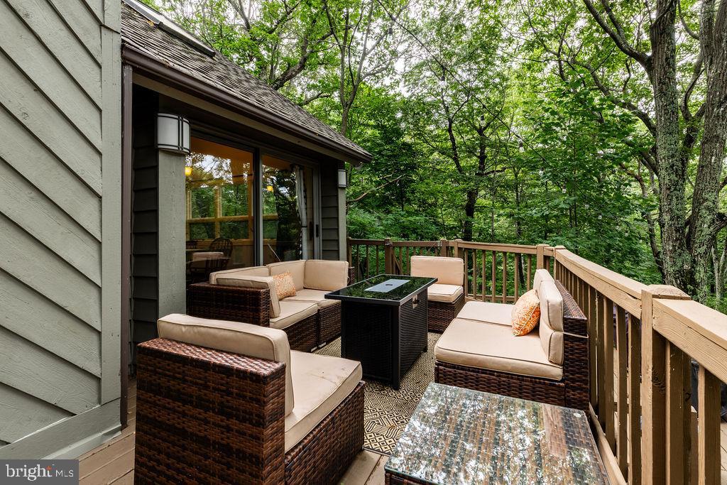 589 PEDLARS EDGE DR, Virginia 22967, 4 Bedrooms Bedrooms, ,2 BathroomsBathrooms,Residential,589 PEDLARS EDGE DR,VANL2000592 MLS # VANL2000592