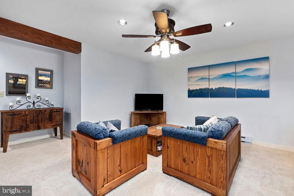 589 PEDLARS EDGE DR, Virginia 22967, 4 Bedrooms Bedrooms, ,2 BathroomsBathrooms,Residential,589 PEDLARS EDGE DR,VANL2000592 MLS # VANL2000592