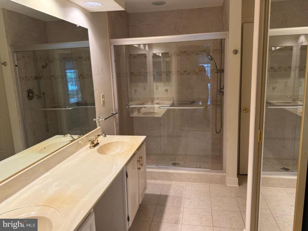 11606 SAVANNAH DR, FREDERICKSBURG, Virginia 22407, 3 Bedrooms Bedrooms, ,3 BathroomsBathrooms,Residential,SUMMERLAKE,11606 SAVANNAH DR,VASP2036678 MLS # VASP2036678