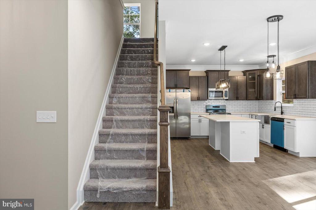 9019 SMITHS BEND RD, FREDERICKSBURG, Virginia 22407, 4 Bedrooms Bedrooms, ,2 BathroomsBathrooms,Residential,9019 SMITHS BEND RD,VASP2036700 MLS # VASP2036700