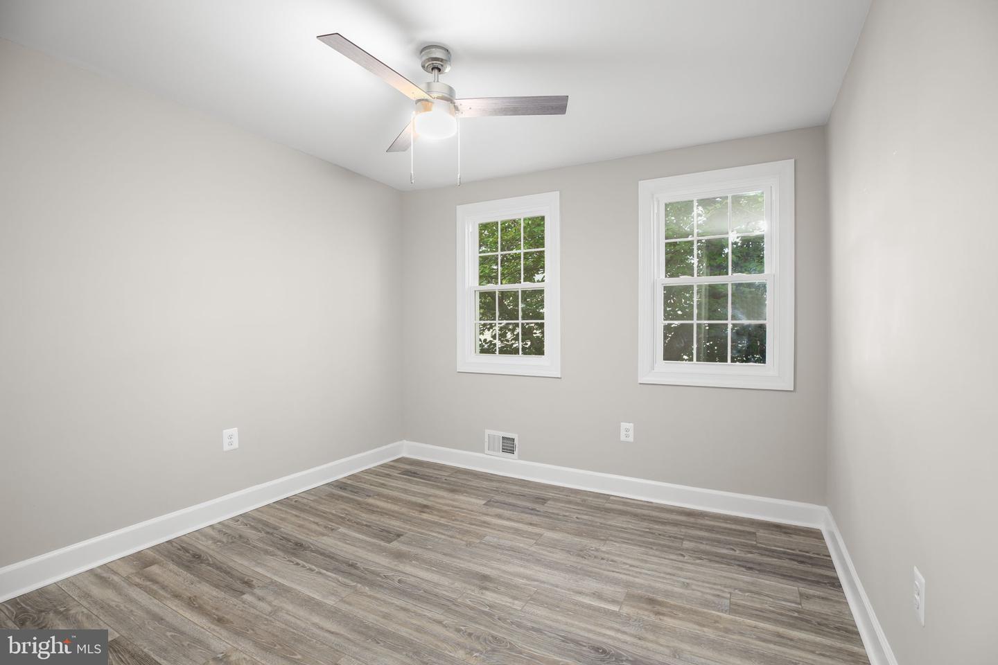 13120 VINEYARD WAY, WOODBRIDGE, Virginia 22191, 3 Bedrooms Bedrooms, ,3 BathroomsBathrooms,Residential,For sale,13120 VINEYARD WAY,VAPW2105228 MLS # VAPW2105228