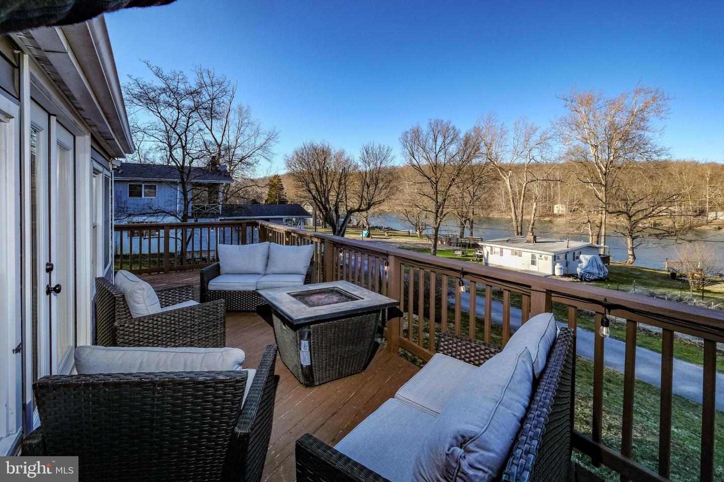 215 HARRIS DR, FRONT ROYAL, Virginia 22630, 2 Bedrooms Bedrooms, 5 Rooms Rooms,1 BathroomBathrooms,Residential,For sale,215 HARRIS DR,VAWR2012472 MLS # VAWR2012472