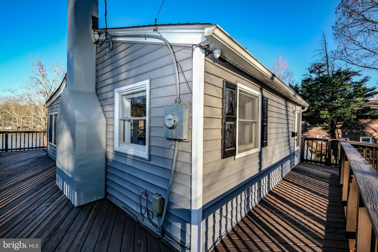 215 HARRIS DR, FRONT ROYAL, Virginia 22630, 2 Bedrooms Bedrooms, 5 Rooms Rooms,1 BathroomBathrooms,Residential,For sale,215 HARRIS DR,VAWR2012472 MLS # VAWR2012472