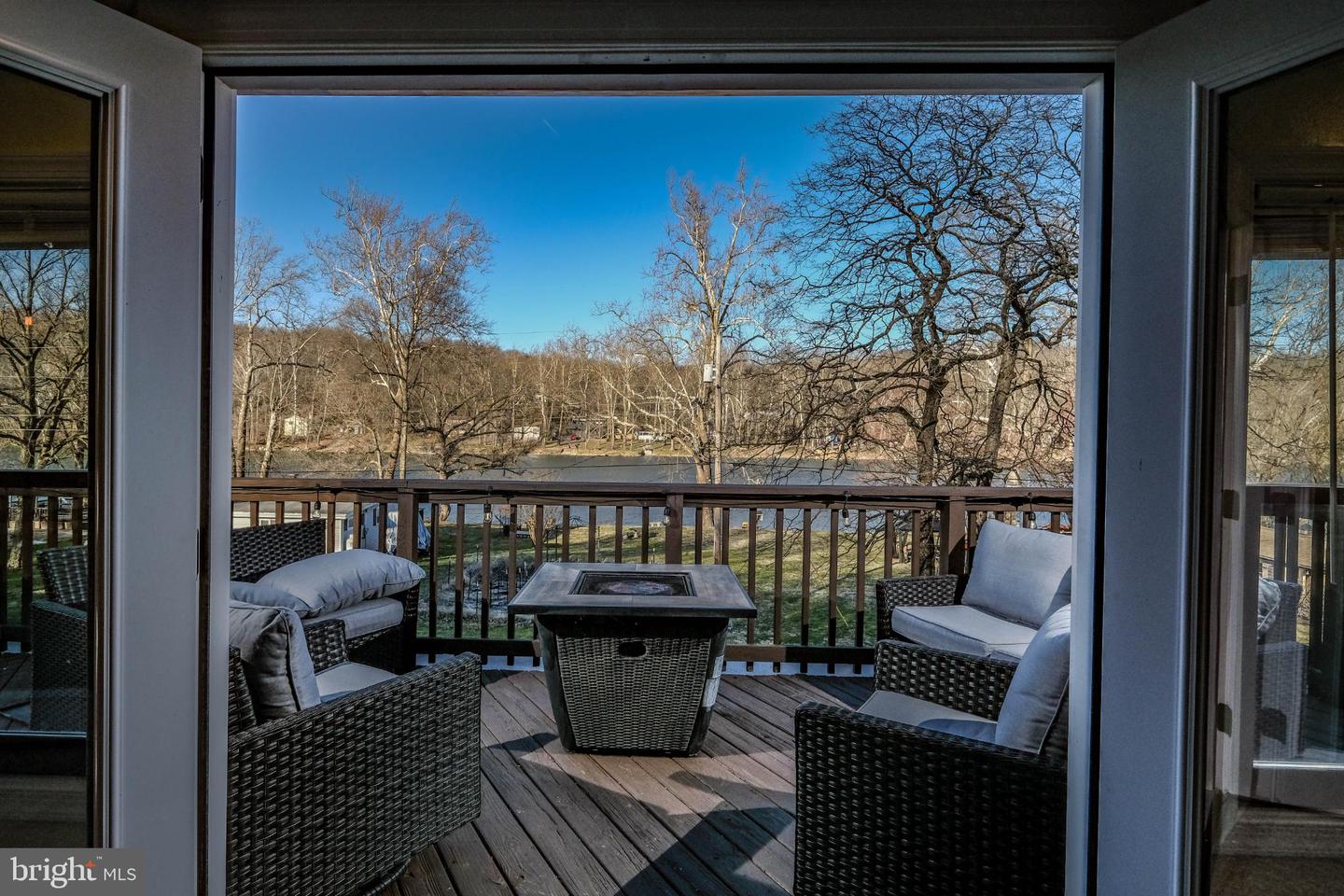 215 HARRIS DR, FRONT ROYAL, Virginia 22630, 2 Bedrooms Bedrooms, 5 Rooms Rooms,1 BathroomBathrooms,Residential,For sale,215 HARRIS DR,VAWR2012472 MLS # VAWR2012472
