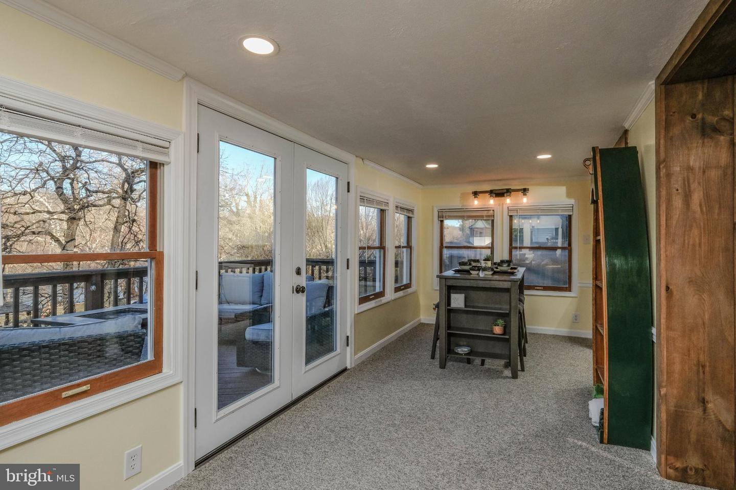 215 HARRIS DR, FRONT ROYAL, Virginia 22630, 2 Bedrooms Bedrooms, 5 Rooms Rooms,1 BathroomBathrooms,Residential,For sale,215 HARRIS DR,VAWR2012472 MLS # VAWR2012472