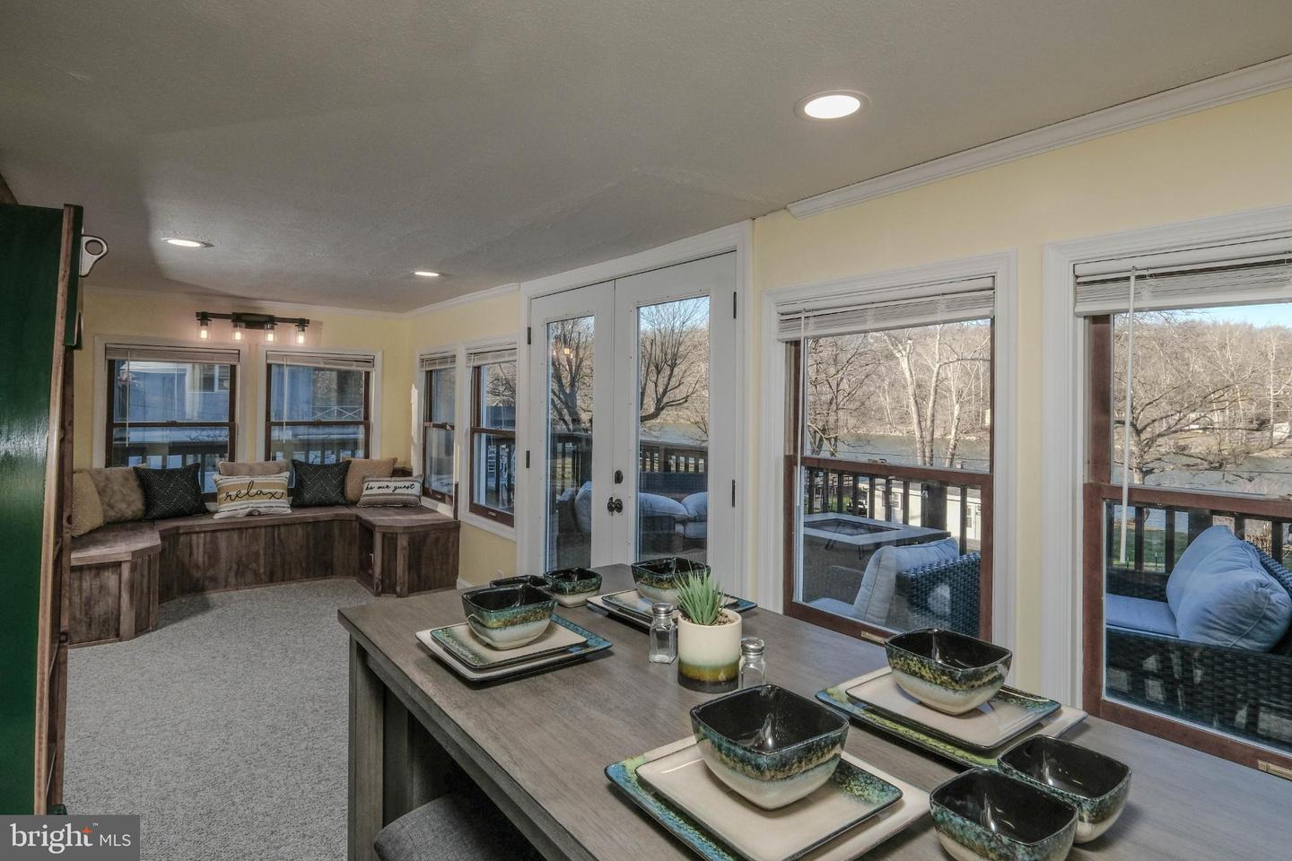 215 HARRIS DR, FRONT ROYAL, Virginia 22630, 2 Bedrooms Bedrooms, 5 Rooms Rooms,1 BathroomBathrooms,Residential,For sale,215 HARRIS DR,VAWR2012472 MLS # VAWR2012472