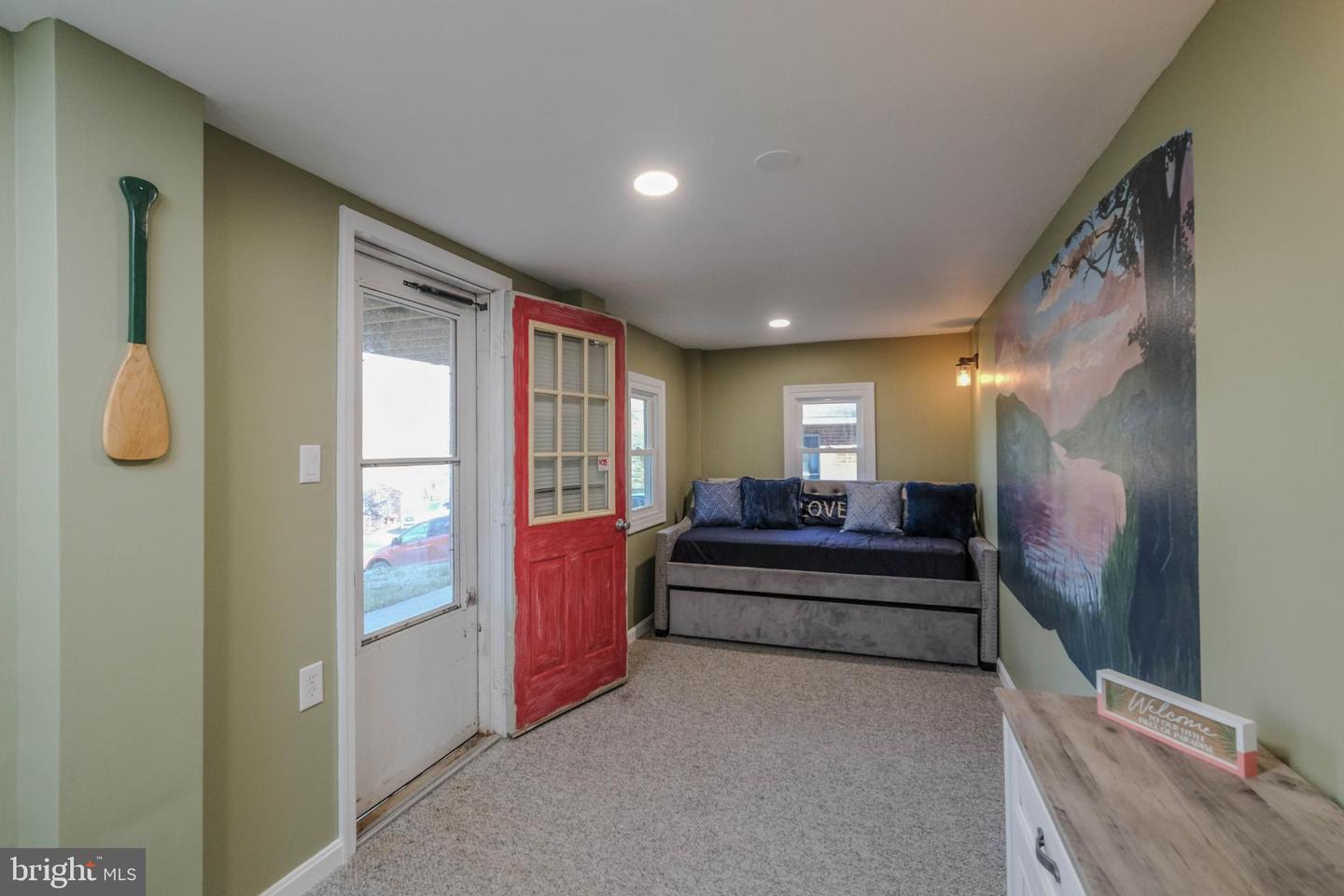 215 HARRIS DR, FRONT ROYAL, Virginia 22630, 2 Bedrooms Bedrooms, 5 Rooms Rooms,1 BathroomBathrooms,Residential,For sale,215 HARRIS DR,VAWR2012472 MLS # VAWR2012472