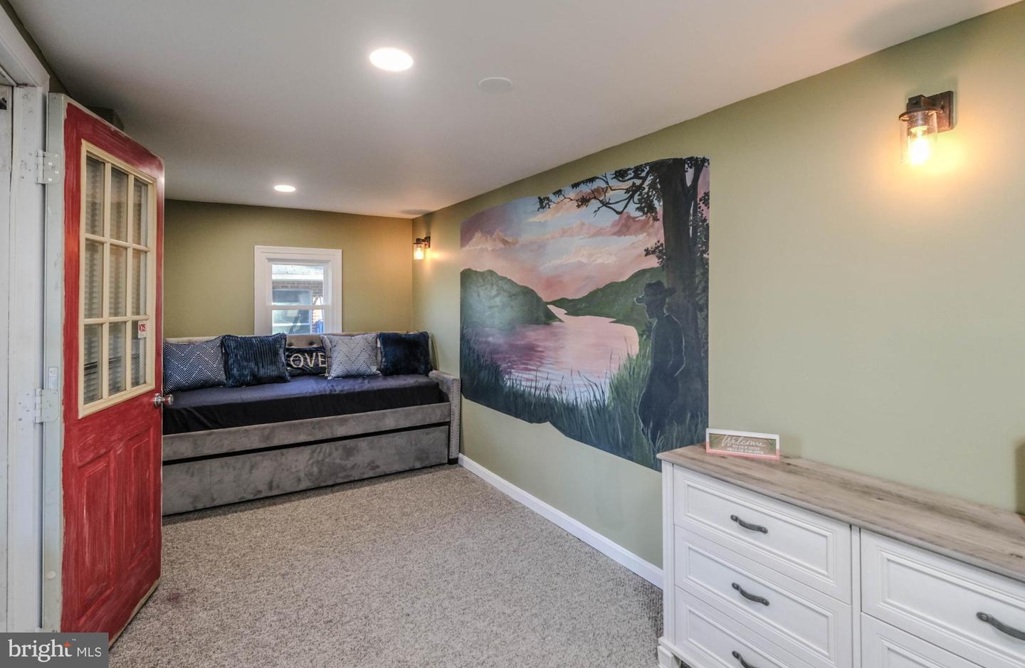 215 HARRIS DR, FRONT ROYAL, Virginia 22630, 2 Bedrooms Bedrooms, 5 Rooms Rooms,1 BathroomBathrooms,Residential,For sale,215 HARRIS DR,VAWR2012472 MLS # VAWR2012472