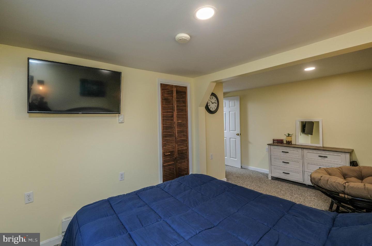 215 HARRIS DR, FRONT ROYAL, Virginia 22630, 2 Bedrooms Bedrooms, 5 Rooms Rooms,1 BathroomBathrooms,Residential,For sale,215 HARRIS DR,VAWR2012472 MLS # VAWR2012472