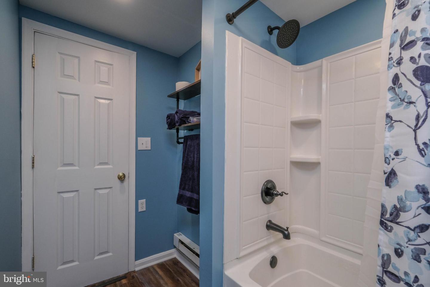 215 HARRIS DR, FRONT ROYAL, Virginia 22630, 2 Bedrooms Bedrooms, 5 Rooms Rooms,1 BathroomBathrooms,Residential,For sale,215 HARRIS DR,VAWR2012472 MLS # VAWR2012472