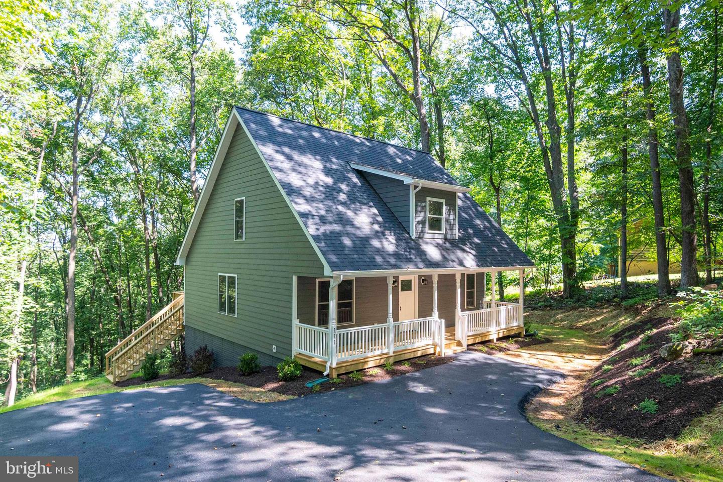 111 BLOODROOT RD, FRONT ROYAL, Virginia 22630, 3 Bedrooms Bedrooms, ,2 BathroomsBathrooms,Residential,For sale,111 BLOODROOT RD,VAWR2012474 MLS # VAWR2012474
