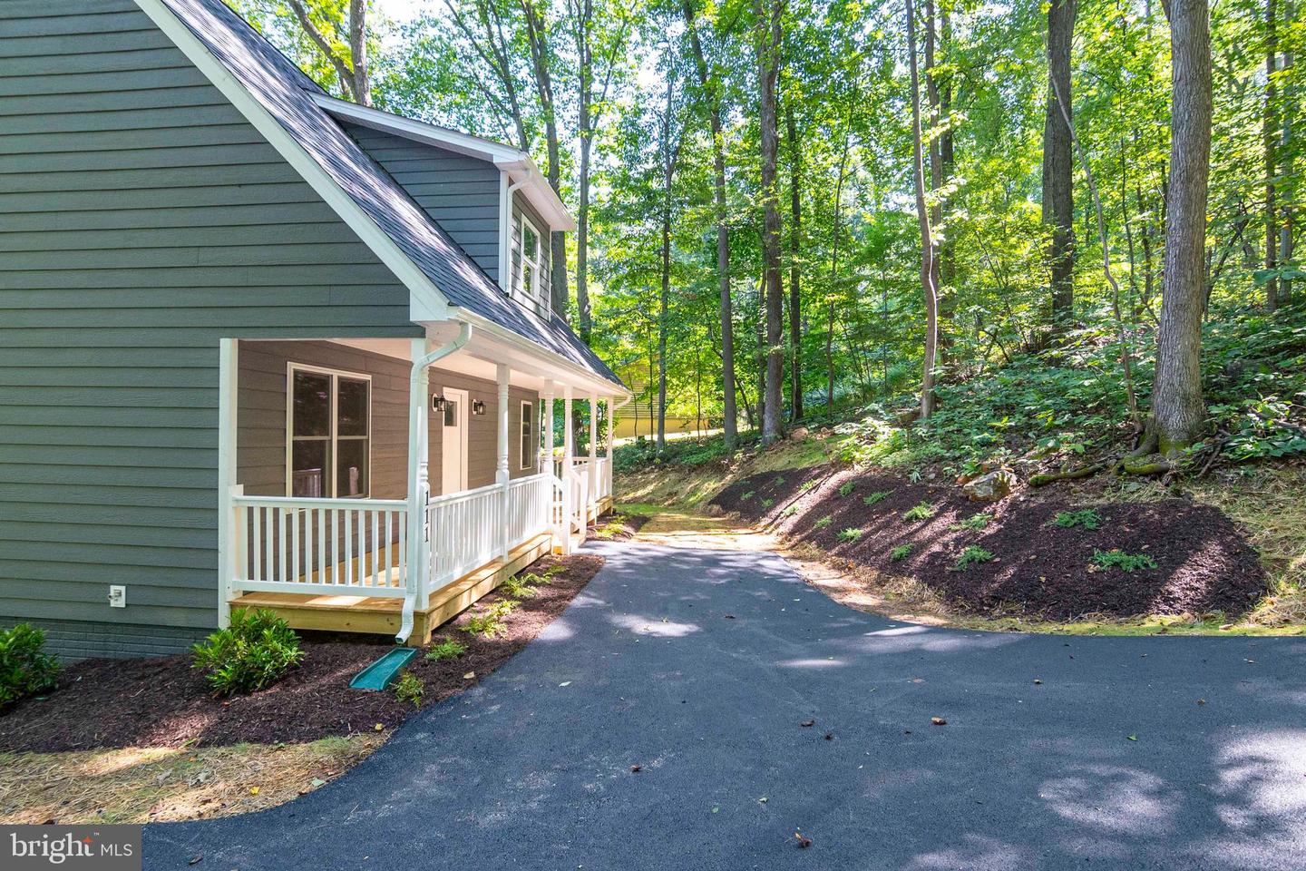 111 BLOODROOT RD, FRONT ROYAL, Virginia 22630, 3 Bedrooms Bedrooms, ,2 BathroomsBathrooms,Residential,For sale,111 BLOODROOT RD,VAWR2012474 MLS # VAWR2012474
