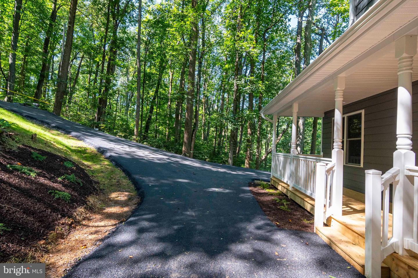 111 BLOODROOT RD, FRONT ROYAL, Virginia 22630, 3 Bedrooms Bedrooms, ,2 BathroomsBathrooms,Residential,For sale,111 BLOODROOT RD,VAWR2012474 MLS # VAWR2012474