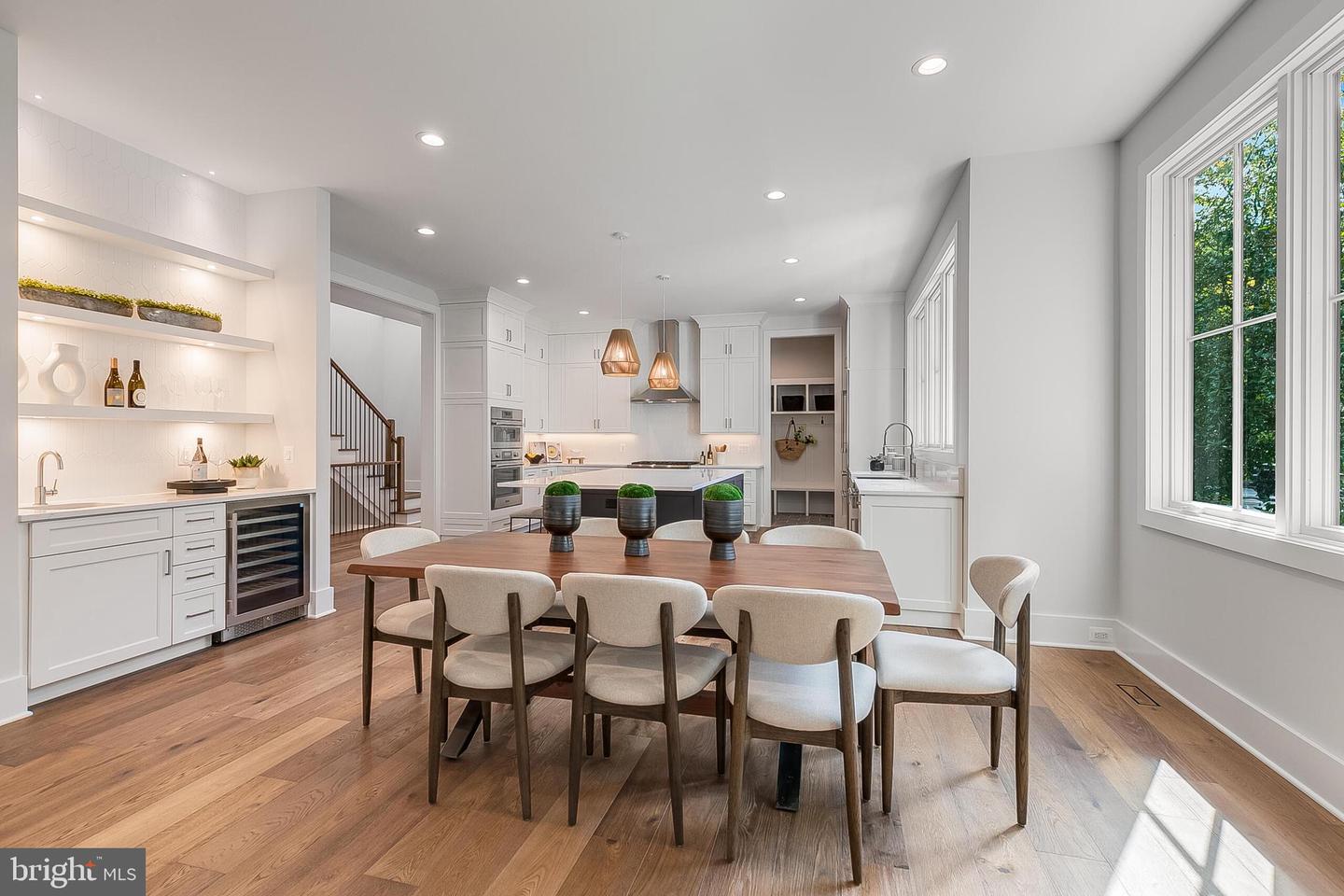 4777 26 ST N, ARLINGTON, Virginia 22207, 5 Bedrooms Bedrooms, ,5 BathroomsBathrooms,Residential,For sale,4777 26 ST N,VAAR2064500 MLS # VAAR2064500