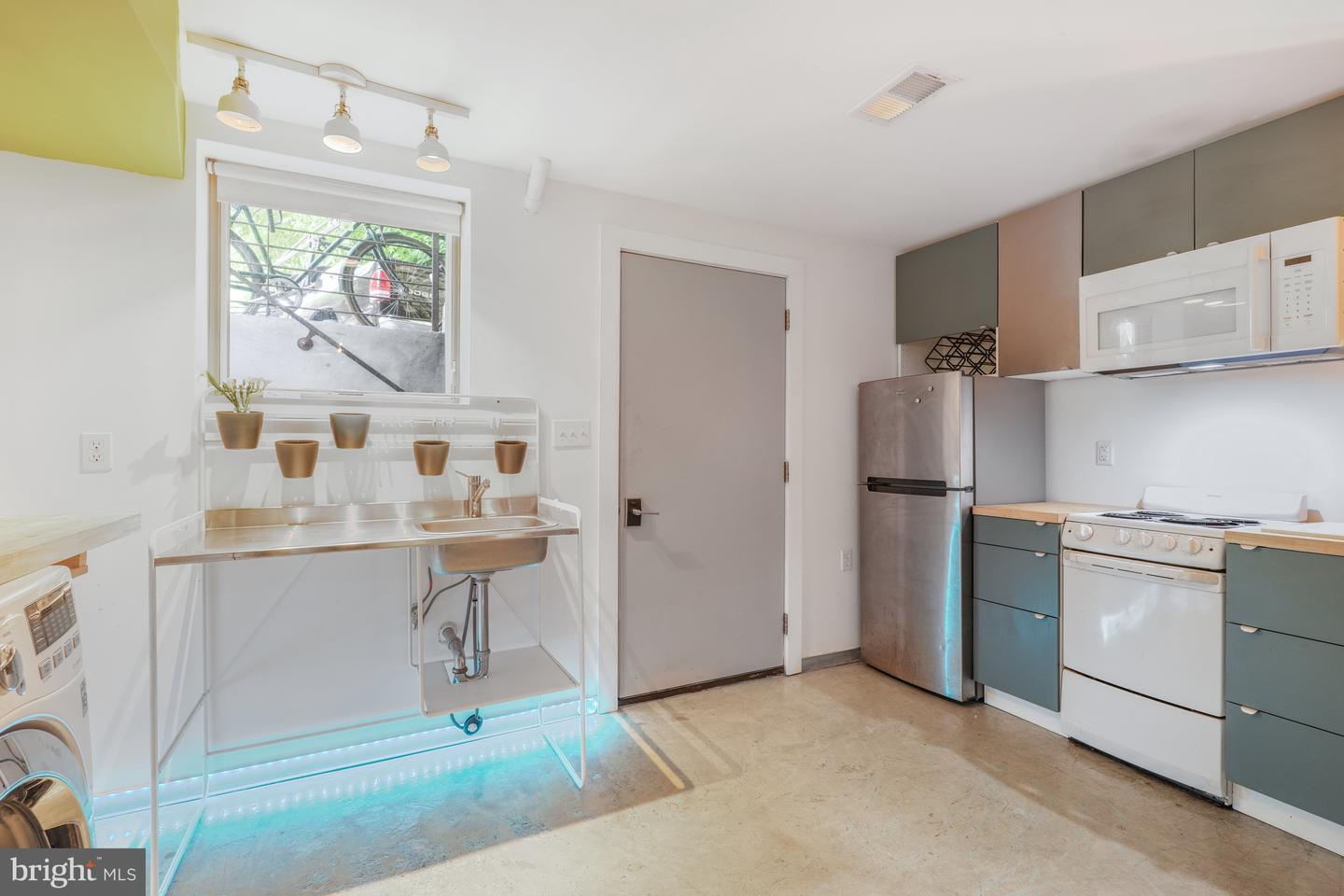 4101 ARKANSAS AVE NW #B, WASHINGTON, District Of Columbia 20011, 5 Bedrooms Bedrooms, ,4 BathroomsBathrooms,Residential,For sale,4101 ARKANSAS AVE NW #B,DCDC2225374 MLS # DCDC2225374 4101 ARKANSAS AVE NW #B, WASHINGTON, District Of Columbia 20011, 5 Bedrooms Bedrooms, ,4 BathroomsBathrooms,Residential,For sale,4101 ARKANSAS AVE NW #B,DCDC2225374 MLS # DCDC2225374