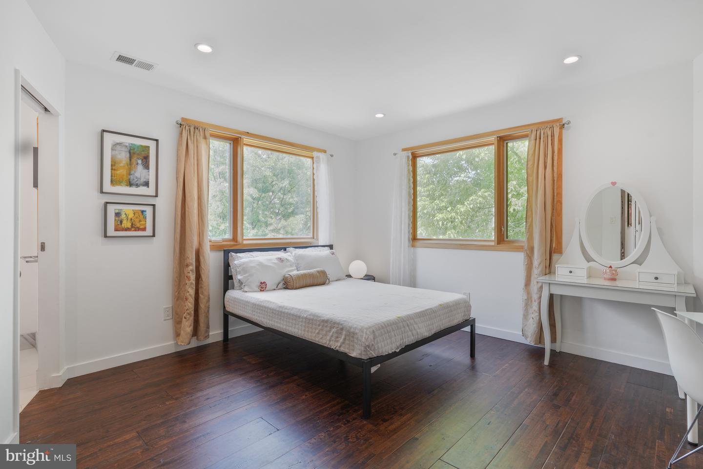 4101 ARKANSAS AVE NW #B, WASHINGTON, District Of Columbia 20011, 5 Bedrooms Bedrooms, ,4 BathroomsBathrooms,Residential,For sale,4101 ARKANSAS AVE NW #B,DCDC2225374 MLS # DCDC2225374 4101 ARKANSAS AVE NW #B, WASHINGTON, District Of Columbia 20011, 5 Bedrooms Bedrooms, ,4 BathroomsBathrooms,Residential,For sale,4101 ARKANSAS AVE NW #B,DCDC2225374 MLS # DCDC2225374