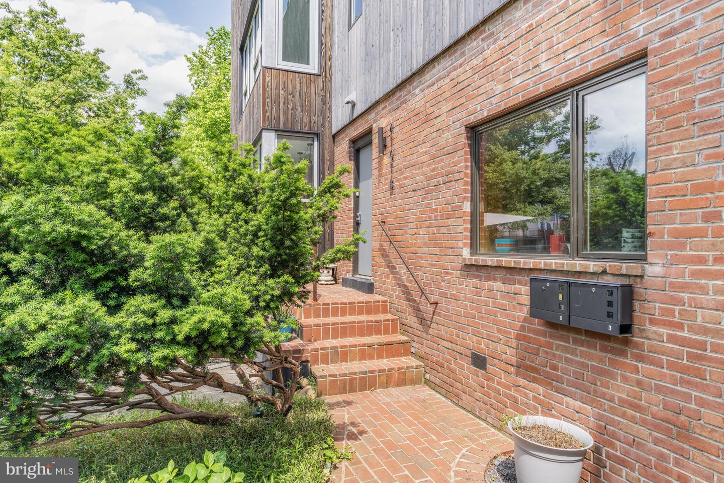 4101 ARKANSAS AVE NW #B, WASHINGTON, District Of Columbia 20011, 5 Bedrooms Bedrooms, ,4 BathroomsBathrooms,Residential,For sale,4101 ARKANSAS AVE NW #B,DCDC2225374 MLS # DCDC2225374 4101 ARKANSAS AVE NW #B, WASHINGTON, District Of Columbia 20011, 5 Bedrooms Bedrooms, ,4 BathroomsBathrooms,Residential,For sale,4101 ARKANSAS AVE NW #B,DCDC2225374 MLS # DCDC2225374