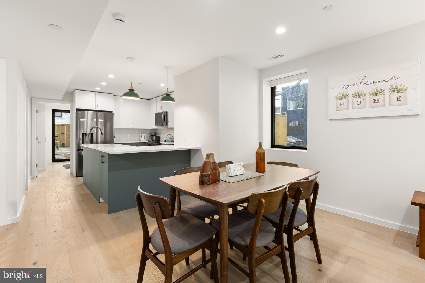1146 16TH ST NE #A, WASHINGTON, District Of Columbia 20002, 4 Bedrooms Bedrooms, ,3 BathroomsBathrooms,Residential,For sale,1146 16TH ST NE #A,DCDC2225380 MLS # DCDC2225380