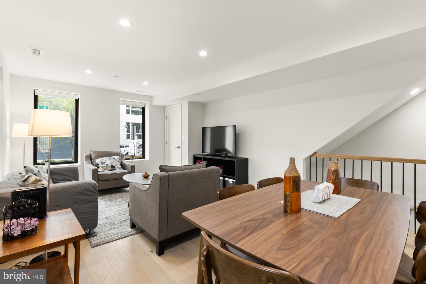 1146 16TH ST NE #A, WASHINGTON, District Of Columbia 20002, 4 Bedrooms Bedrooms, ,3 BathroomsBathrooms,Residential,For sale,1146 16TH ST NE #A,DCDC2225380 MLS # DCDC2225380