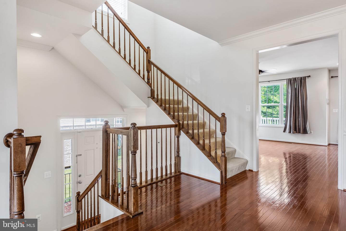 25053 PRAIRIE FIRE SQ, ALDIE, Virginia 20105, 3 Bedrooms Bedrooms, ,3 BathroomsBathrooms,Residential,For sale,25053 PRAIRIE FIRE SQ,VALO2108192 MLS # VALO2108192