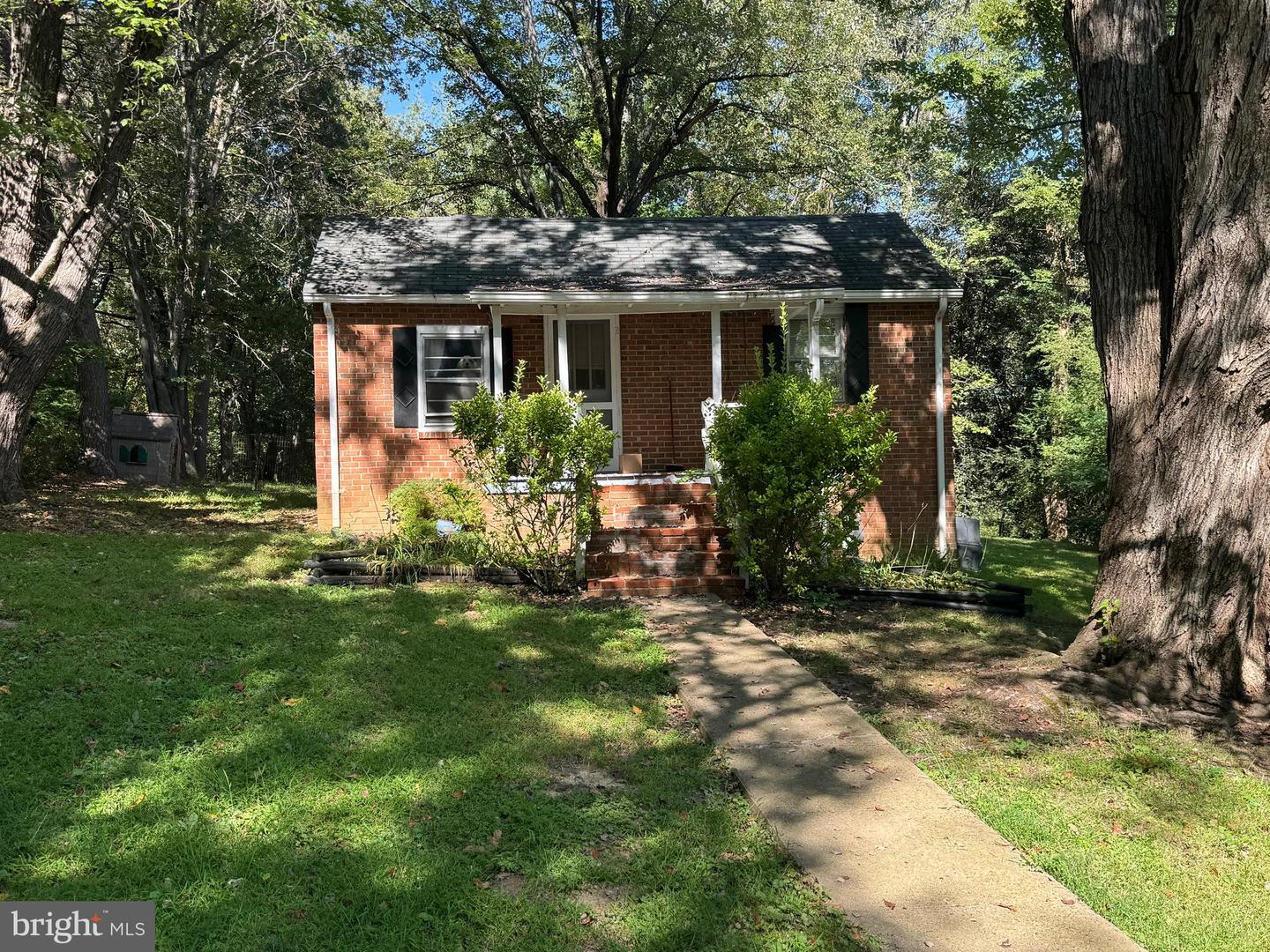 11441 SPERRYVILLE PIKE, CULPEPER, Virginia 22701, 3 Bedrooms Bedrooms, ,1 BathroomBathrooms,Residential,For sale,11441 SPERRYVILLE PIKE,VACU2011740 MLS # VACU2011740