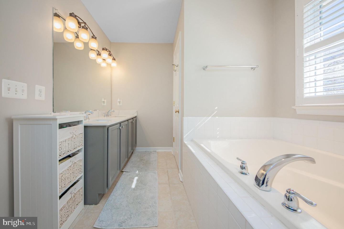30939 PORTOBAGO TRL, PORT ROYAL, Virginia 22535, 5 Bedrooms Bedrooms, ,3 BathroomsBathrooms,Residential,For sale,30939 PORTOBAGO TRL,VACV2008942 MLS # VACV2008942