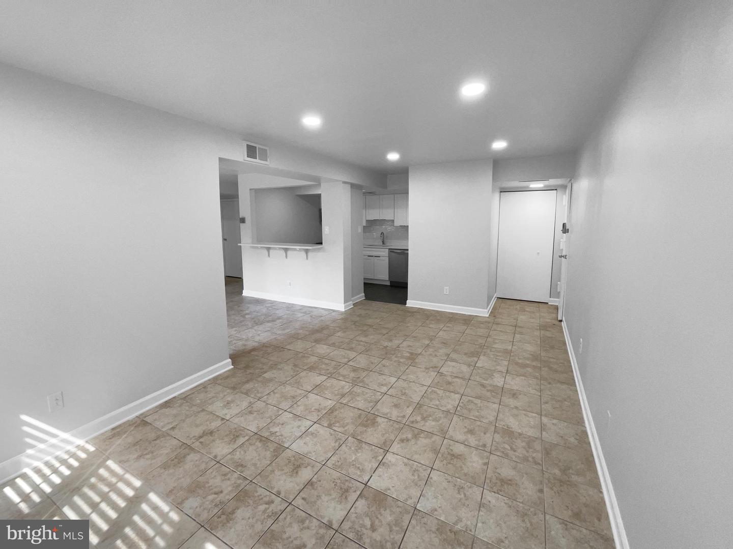 519 N ARMISTEAD ST #T1, ALEXANDRIA, Virginia 22312, 2 Bedrooms Bedrooms, ,1 BathroomBathrooms,Residential,For sale,519 N ARMISTEAD ST #T1,VAAX2050490 MLS # VAAX2050490