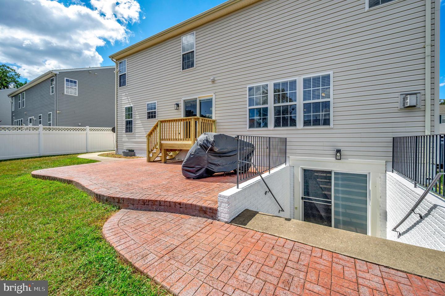 33 SUMMERFIELD LN, FREDERICKSBURG, Virginia 22405, 4 Bedrooms Bedrooms, ,2 BathroomsBathrooms,Residential,For sale,33 SUMMERFIELD LN,VAST2043264 MLS # VAST2043264