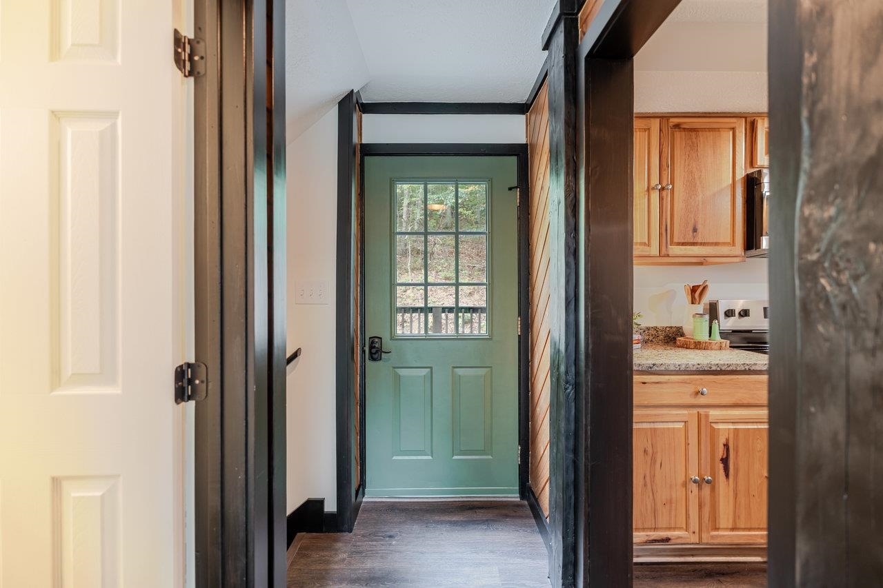 20220 WOODED VIEW LN, ELKTON, Virginia 22827, 3 Bedrooms Bedrooms, ,2 BathroomsBathrooms,Residential,Huckleberry Mountain Cabin,20220 WOODED VIEW LN,669640 MLS # 669640