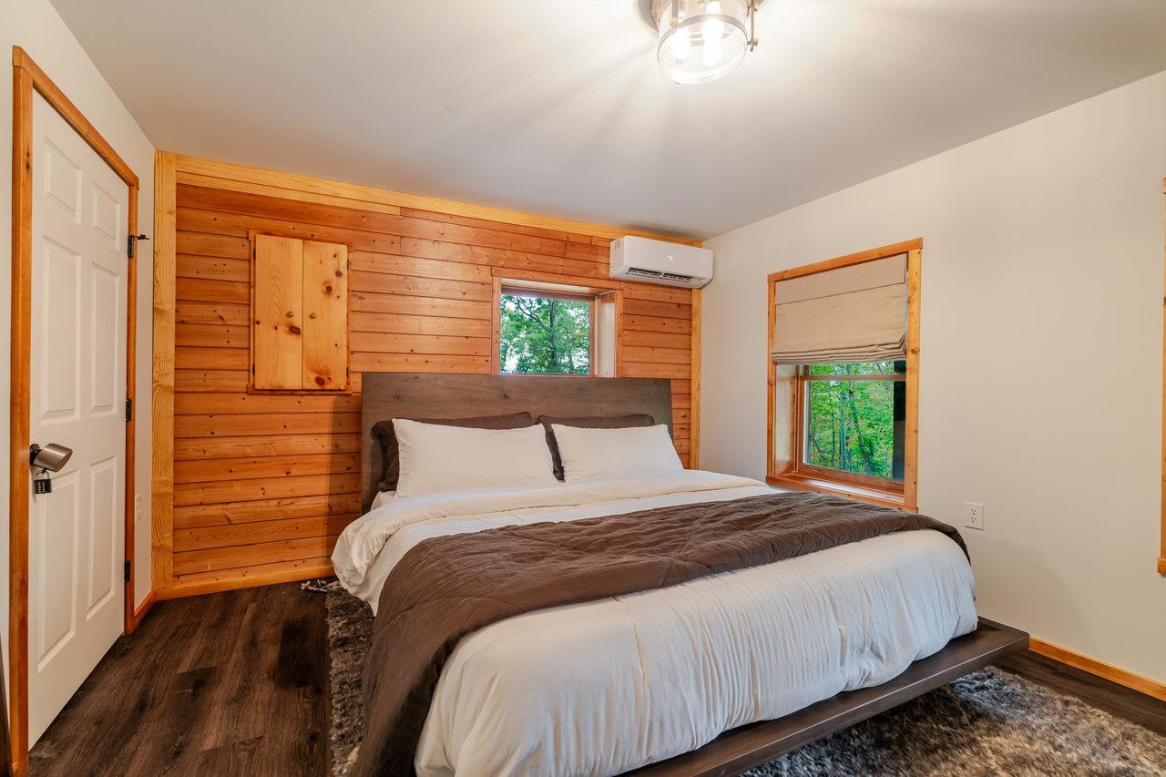 20220 WOODED VIEW LN, ELKTON, Virginia 22827, 3 Bedrooms Bedrooms, ,2 BathroomsBathrooms,Residential,Huckleberry Mountain Cabin,20220 WOODED VIEW LN,669640 MLS # 669640