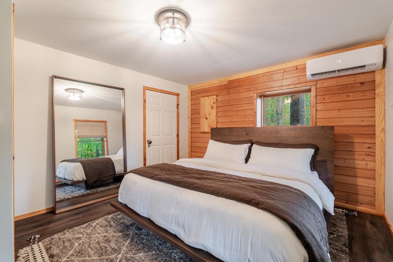 20220 WOODED VIEW LN, ELKTON, Virginia 22827, 3 Bedrooms Bedrooms, ,2 BathroomsBathrooms,Residential,Huckleberry Mountain Cabin,20220 WOODED VIEW LN,669640 MLS # 669640