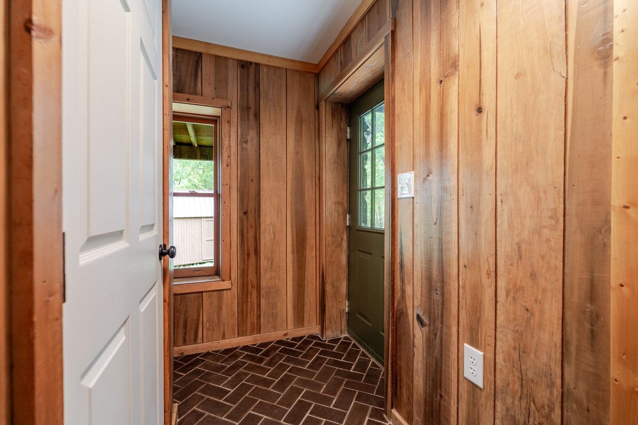 20220 WOODED VIEW LN, ELKTON, Virginia 22827, 3 Bedrooms Bedrooms, ,2 BathroomsBathrooms,Residential,Huckleberry Mountain Cabin,20220 WOODED VIEW LN,669640 MLS # 669640