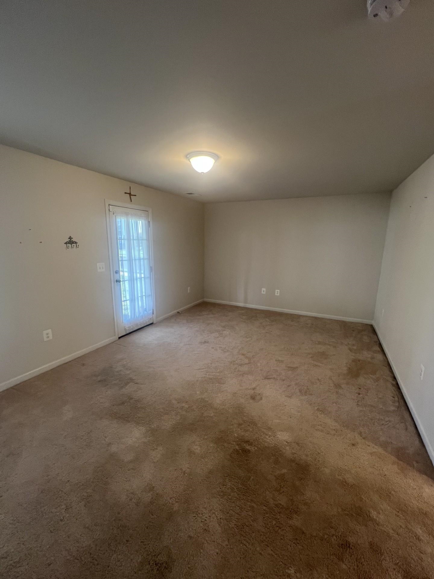 200 WILLOWSHIRE CT, WAYNESBORO, Virginia 22980, 3 Bedrooms Bedrooms, ,2 BathroomsBathrooms,Residential,200 WILLOWSHIRE CT,669641 MLS # 669641