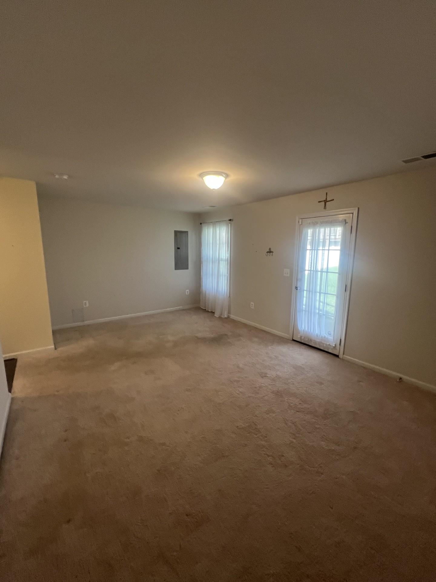 200 WILLOWSHIRE CT, WAYNESBORO, Virginia 22980, 3 Bedrooms Bedrooms, ,2 BathroomsBathrooms,Residential,200 WILLOWSHIRE CT,669641 MLS # 669641