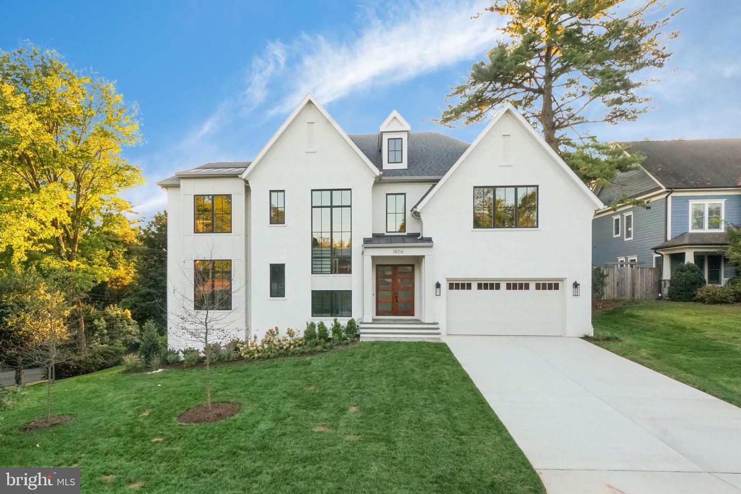 1806 DUMBARTON ST, MCLEAN, Virginia 22101, 6 Bedrooms Bedrooms, ,5 BathroomsBathrooms,Residential,For sale,1806 DUMBARTON ST,VAFX2223998 MLS # VAFX2223998