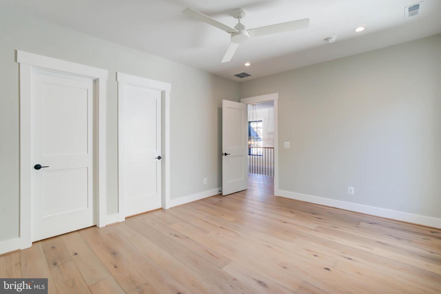 1806 DUMBARTON ST, MCLEAN, Virginia 22101, 6 Bedrooms Bedrooms, ,5 BathroomsBathrooms,Residential,For sale,1806 DUMBARTON ST,VAFX2223998 MLS # VAFX2223998
