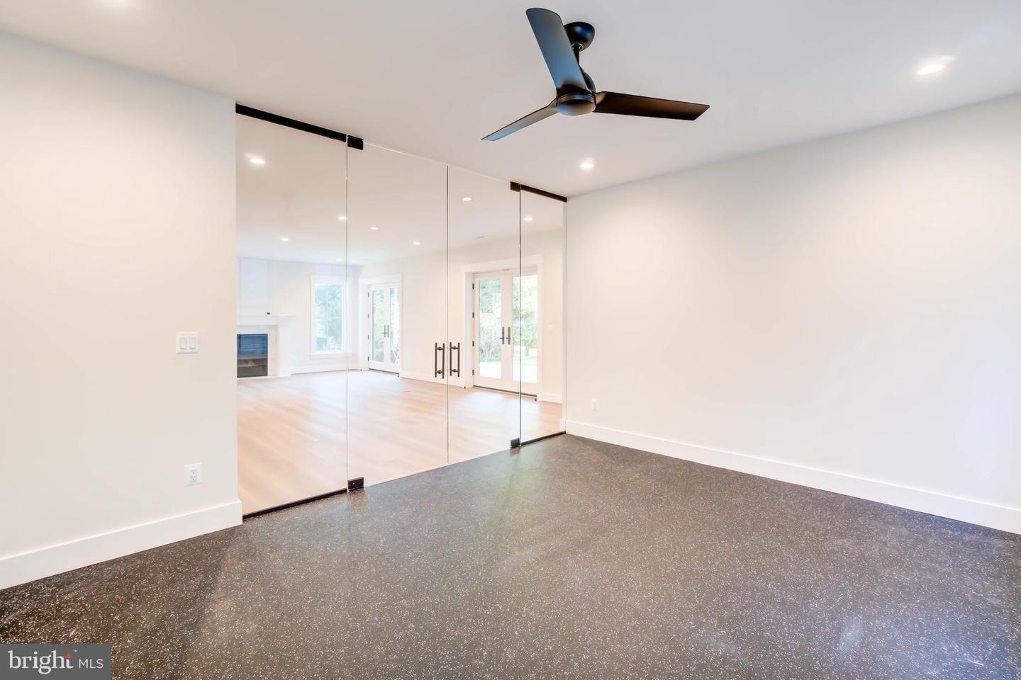 1806 DUMBARTON ST, MCLEAN, Virginia 22101, 6 Bedrooms Bedrooms, ,5 BathroomsBathrooms,Residential,For sale,1806 DUMBARTON ST,VAFX2223998 MLS # VAFX2223998